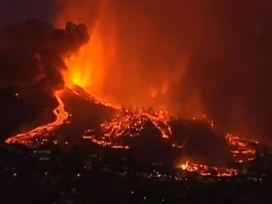 Destrucción y zozobra: las imágenes que dejó la erupción del volcán Cumbre Vieja