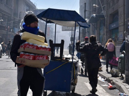 FOTOS: Violentos saqueos e incendios en medio de protestas en Chile