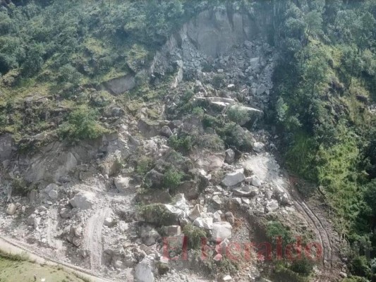 Una muerte y devastación deja la tormenta Iota a su llegada a Honduras (FOTOS)