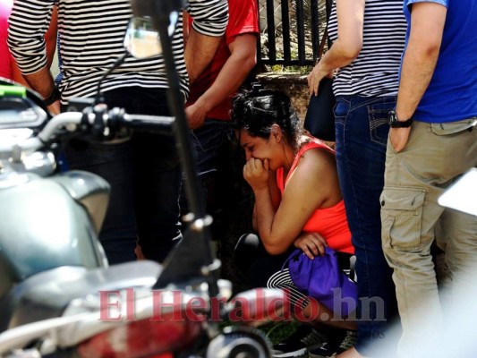 FOTOS: Misterio rodea muerte de joven hallado dentro de su carro en Loarque