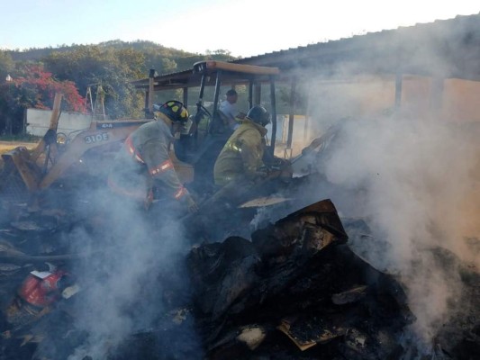 Imágenes del pavoroso incendio que dejó millonarias pérdidas en Danlí