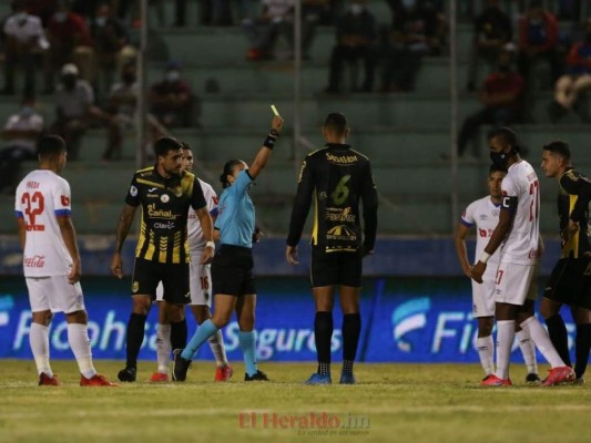 Las mejores fotos del empate entre Olimpia y Real España en el Estadio Nacional