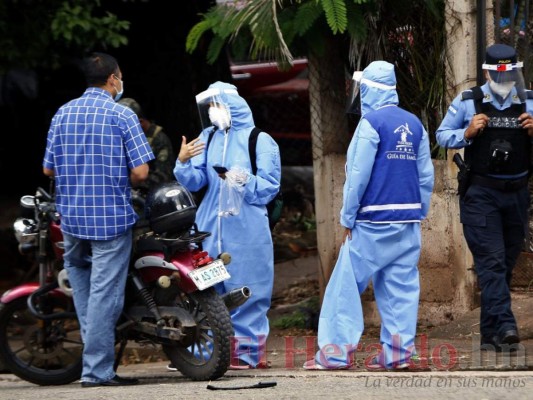 Brigadas médicas inician detección de casos de covid-19 en colonia Hato de Enmedio