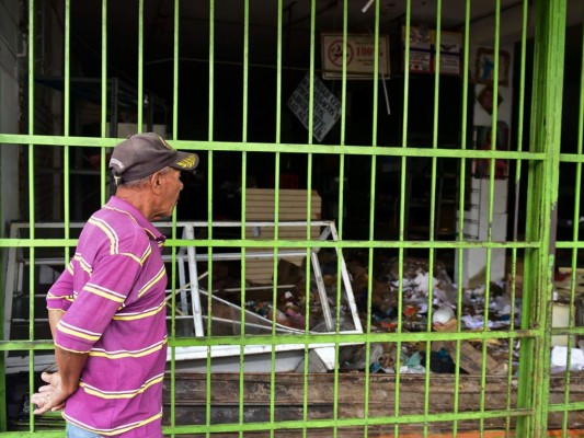 FOTOS: Violencia recrudece en Venezuela con protestas y saqueos