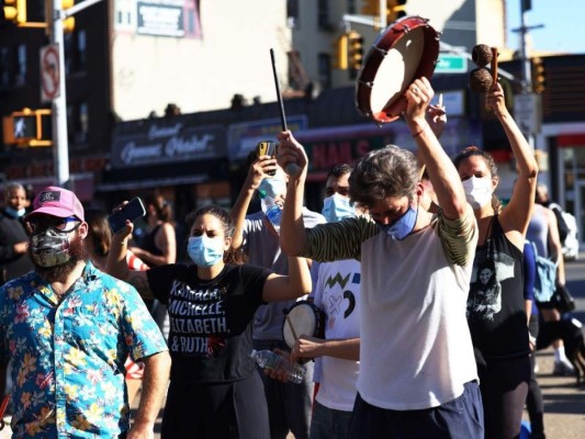 Nueva York salió a las calles a despedir a Donald Trump (FOTOS)