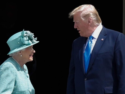 FOTOS: El recibimiento de la reina Isabel II a Donald Trump en Reino Unido