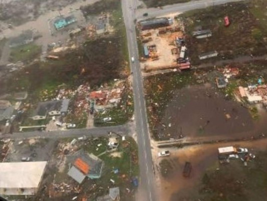 Las primeras fotos aéreas de la devastación de Dorian en Bahamas