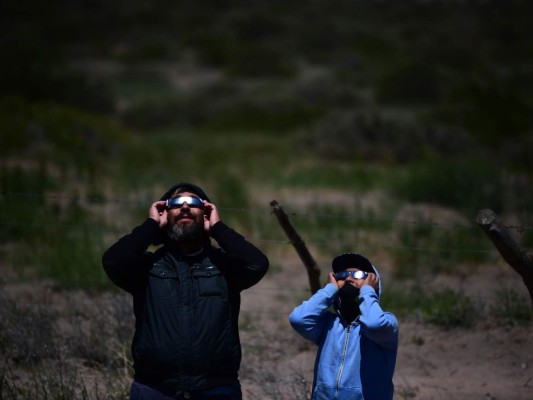 El eclipse solar total y las mejores imágenes en el sur de América