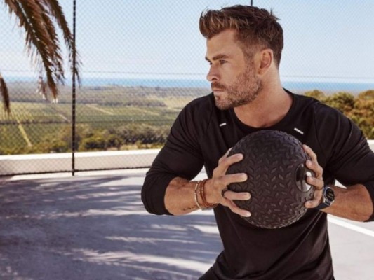 De Thor a Gladiador: Las mejores fotos de Chris Hemsworth a sus 38 años