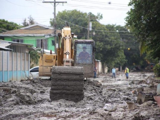 Escenas desesperantes: Continúan labores para rescatar zonas devastadas por tormentas Eta y Iota