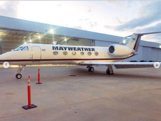 Los lujos que Floyd Mayweather presume en sus redes sociales