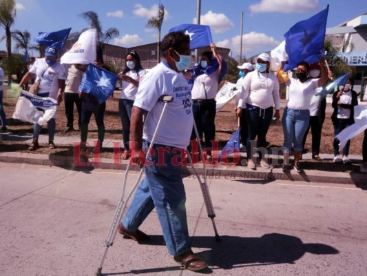 Con una caravana, fotografías y discursos Nasry Asfura cierra su campaña en la capital (FOTOS)