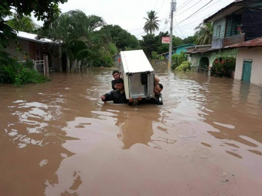 Honduras con el agua hasta el cuello por fuertes lluvias