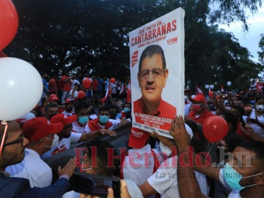 Entre consternación y llanto entierran a 'Paquito' Gaitán, alcalde de Cantarranas