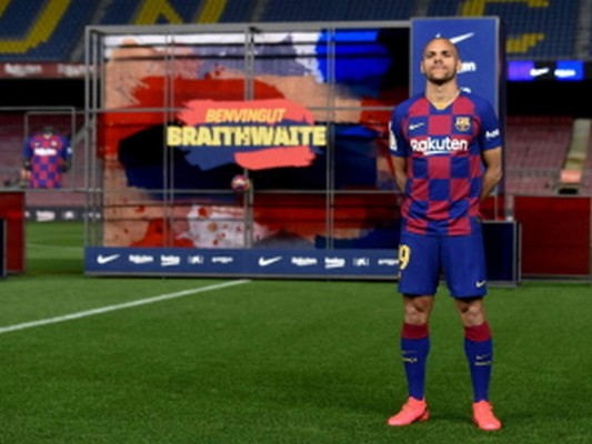 Fotos: Así fue la presentación de Martin Braithwaite en el Barcelona