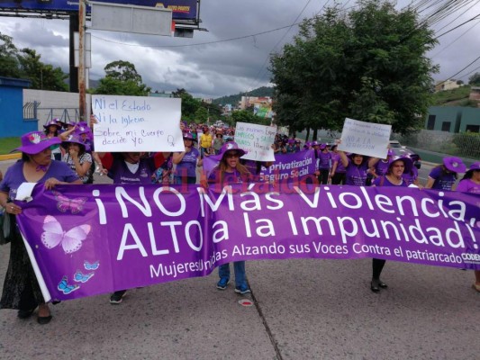 Protestan contra la impunidad en crímenes perpetrados contra mujeres en Honduras