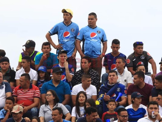 FOTOS: Danlí se viste de azul para recibir a Motagua vs Real de Minas en el Estadio Marcelo Tinoco