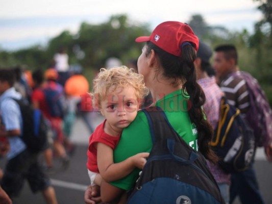 FOTOS: Así fue la llegada de la caravana migrante de hondureños a México