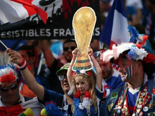 Nervios y festejos, así viven los aficionados el encuentro entre Francia vs. Argentina