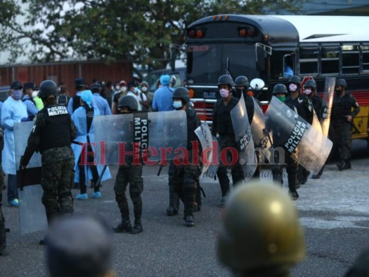 FOTOS: Para evitar Covid-19, hondureños deportados fueron aislados