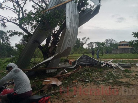 Una muerte y devastación deja la tormenta Iota a su llegada a Honduras (FOTOS)