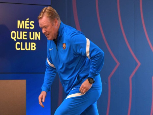 Los 14 meses caóticos de Ronald Koeman en el Barcelona (Fotos)