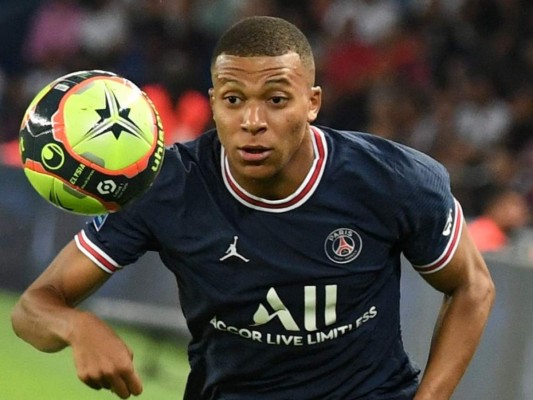 Fichajes: Semana decisiva para Mbappé y el PSG sueña con juntar a Messi y Cristiano