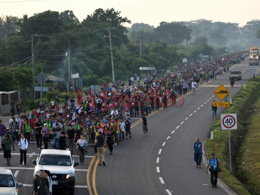 FOTOS: Así fue la llegada de la caravana migrante de hondureños a México