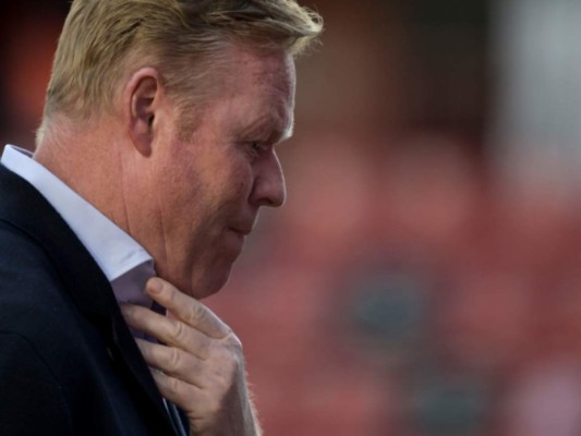 Los 14 meses caóticos de Ronald Koeman en el Barcelona (Fotos)