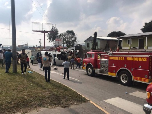 Impactantes fotos del aparatoso accidente de rastra en Siguatepeque