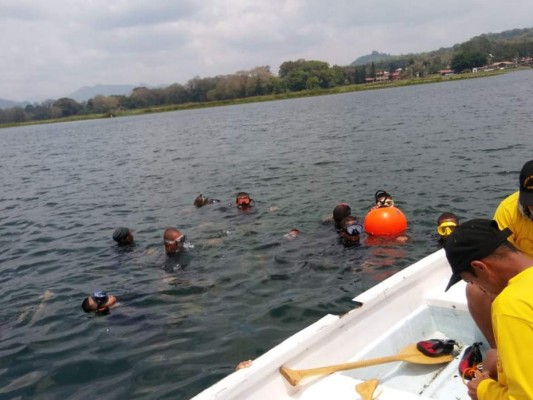 Fotos: Así entrenan los nuevos salvavidas del cuerpo de Bomberos para Semana Santa