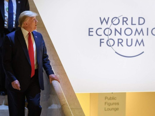 FOTOS: Trump ignoró el juicio político y presumió su modelo económico en Davos