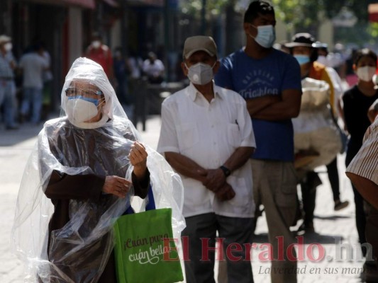 A seis meses de la pandemia, comercio en la capital resurge un paso a la vez