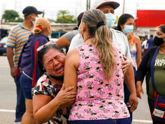 79 muertos, desconsuelo y luto dejan amotinamientos en Ecuador