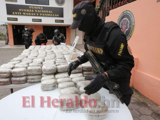 El decomiso de droga a la pandilla 18 en colonia El Pedregal, valorada en millón y medio (FOTOS)