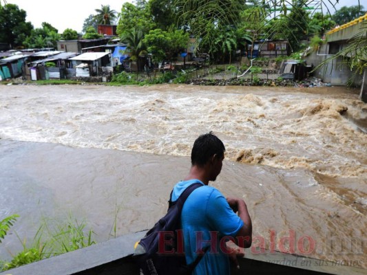 Centroamérica devastada al solo ingresar la tormenta Iota a la región (FOTOS) 