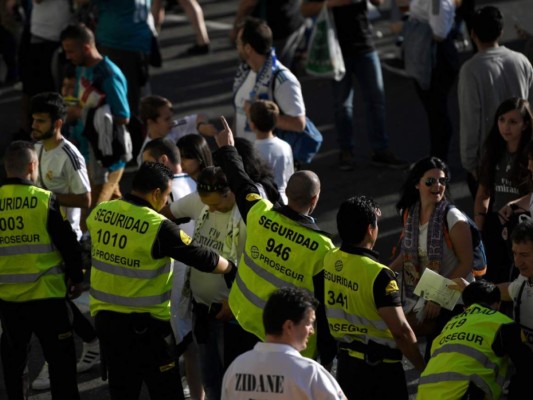 Lo que no se vio de la Final de la Champions: golpes, lágrimas y amenazas de bomba