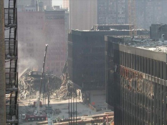 Ataque a Torres Gemelas: Los destrozos que quedaron en alrededores de la zona cero