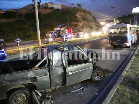 Imágenes del accidente en el anillo periférico que dejó varios heridos