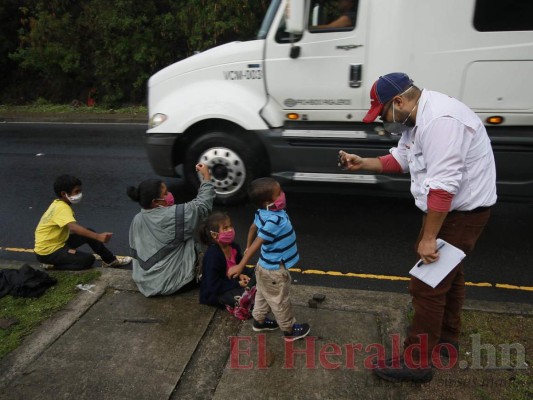 FOTOS: Los rostros inocentes de la mendicidad provocada por el Covid-19