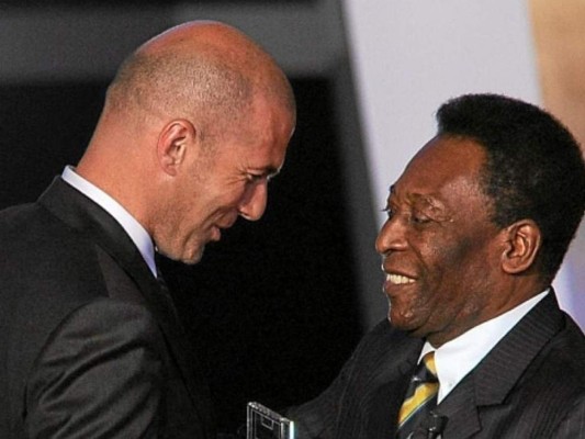 Famosos jugadores felicitan a la leyenda del fútbol, Pelé, en su cumpleaños 80