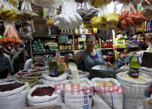 Los precios de varios productos de consumo básico han registrado alzas en las últimas semanas por las variaciones de los carburantes. Foto: Archivo/El Heraldo