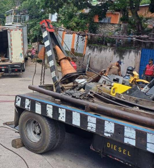 “¡Y se marchó!”: Así fue la odisea para mover a Rosalinda, el velero de El Reparto