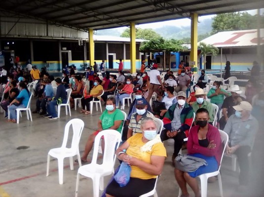 Así se desarrolla la segunda jornada del 'Vacunatón' en siete departamentos de Honduras