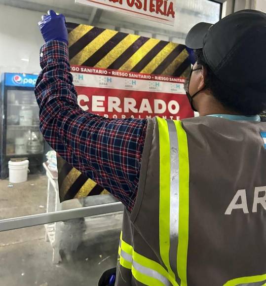 Cierran panadería en Choluteca tras encontrar alimentos entre ratas y suciedad