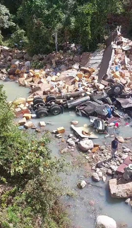 “Siempre tuvo un gran respeto por la carretera”: la tragedia de Miguel Acuña al caer de un puente con su tráiler