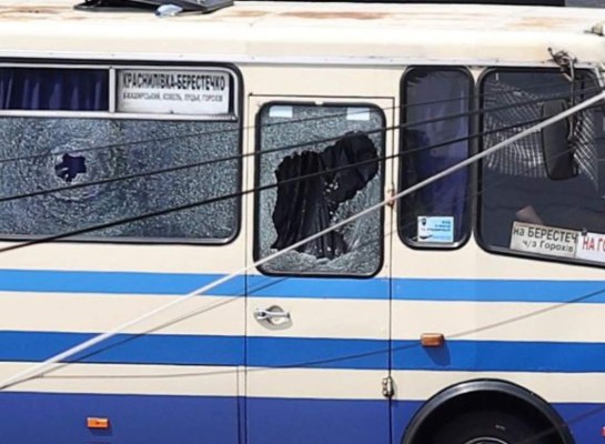 FOTOS: Tensión y zozobra en Ucrania por toma de rehenes en un bus