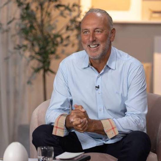 ¿Quién es Brian Houston, el pastor de la iglesia Hillsong que renunció por escándalos?