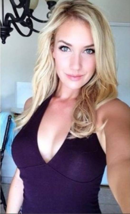 La sensualidad y belleza de Paige Spiranac genera controversia en el mundo del golf