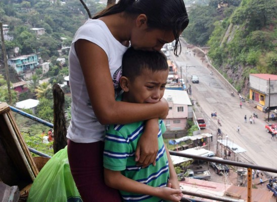 FOTOS: Lluvias causan derrumbes en la capital de Honduras